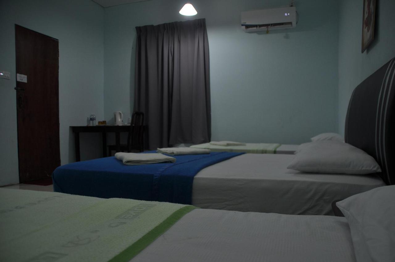 Sukau Tomanggong View Bed & Breakfast Esterno foto