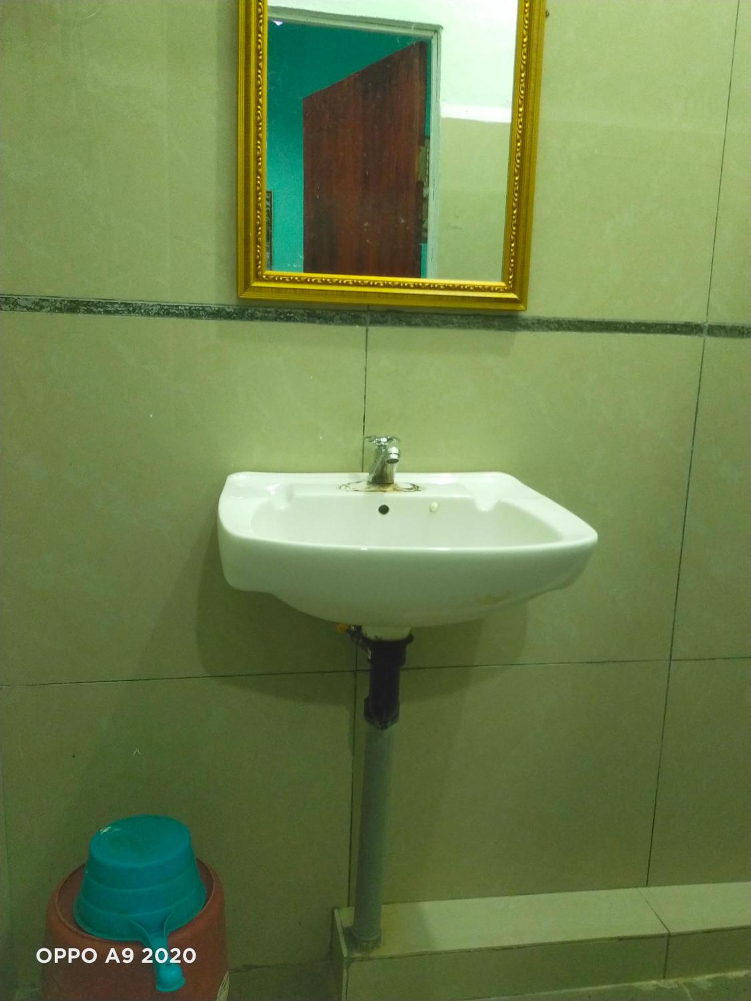 Sukau Tomanggong View Bed & Breakfast Esterno foto