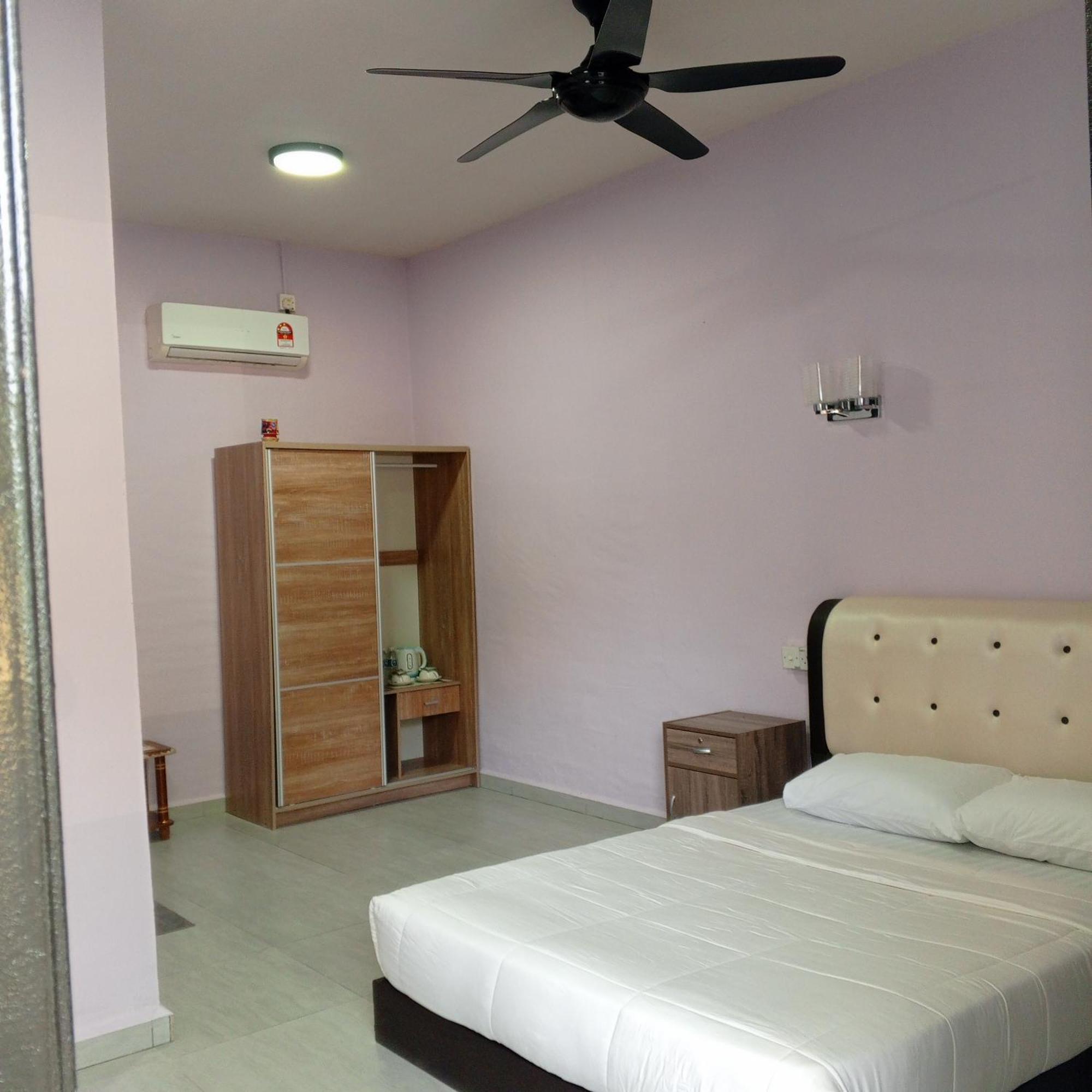 Sukau Tomanggong View Bed & Breakfast Camera foto